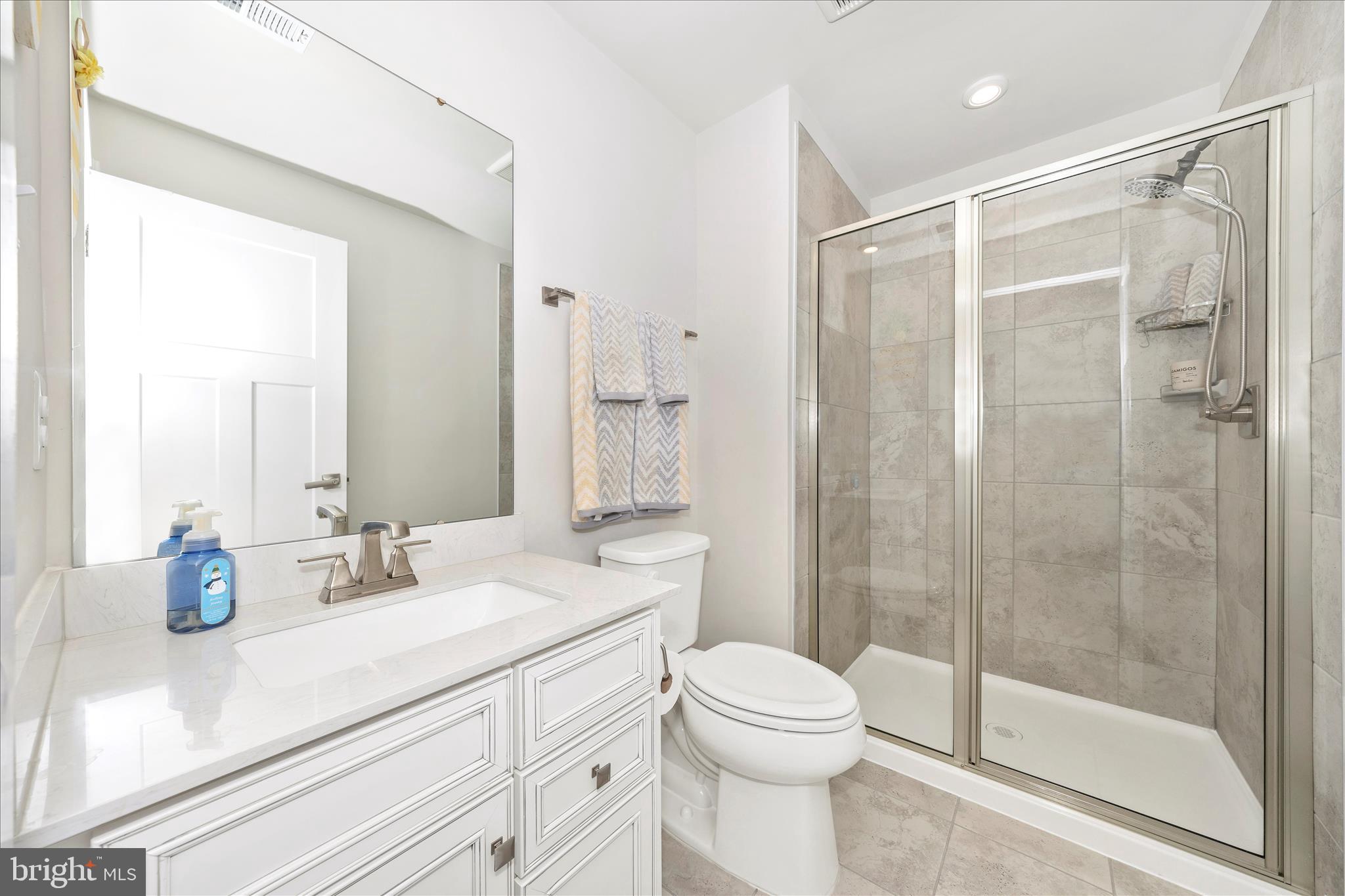 6832 Woodridge Road New Market, MD 21774 - Photo 37 of 49 LL full Bathroom