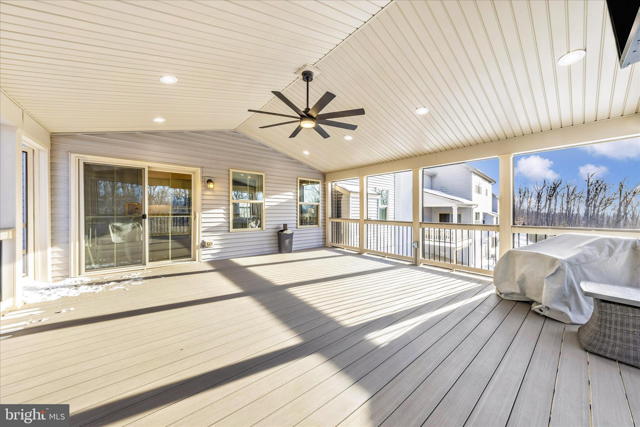 6832 Woodridge Road New Market, MD 21774 - Photo 40 of 49 Recessed lighting, Screened porch, Ceiling fan, TV