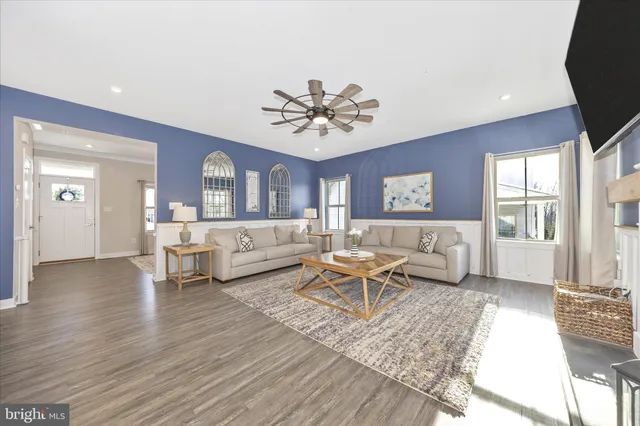 $819,999 | 6832 Woodridge Road, New Market, MD 21774