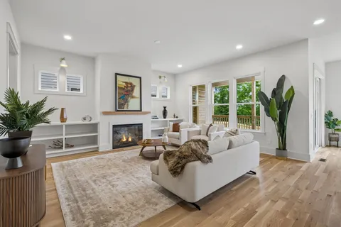 $1,200,000 | 905 A Potter Lane, Nashville, TN 37206