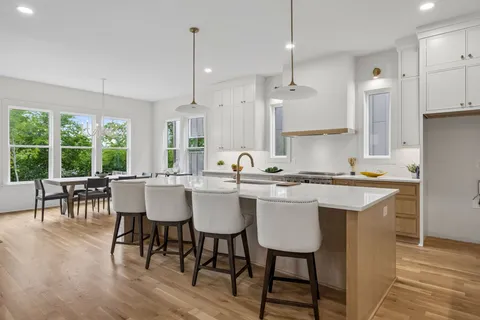 $1,200,000 | 905 A Potter Lane, Nashville, TN 37206