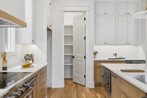 $1,200,000 | 905 A Potter Lane, Nashville, TN 37206