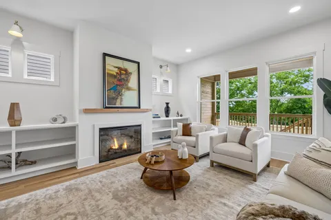 $1,200,000 | 905 A Potter Lane, Nashville, TN 37206