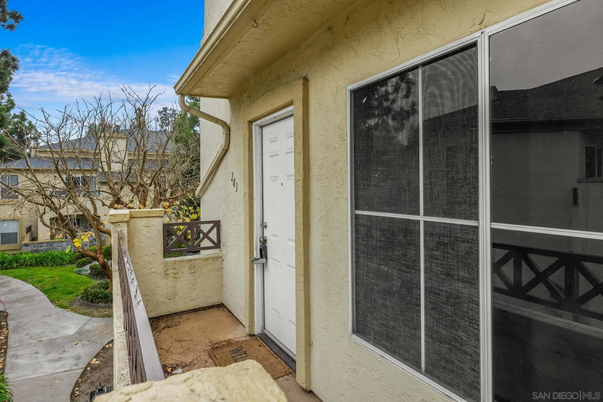 719 Brookstone Road, Unit 203 Chula Vista, CA 91913 - Photo 5 of 23 a view of a door