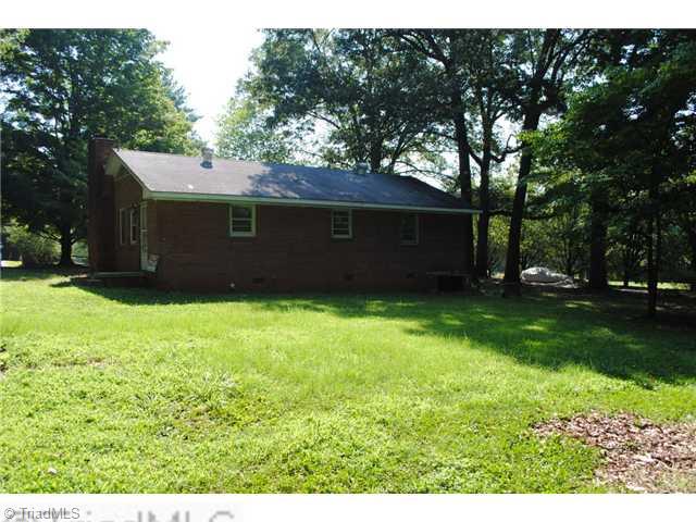 5869 Stanley Huff Road Summerfield, NC 27358 - Photo 4 of 4 Exterior Front.