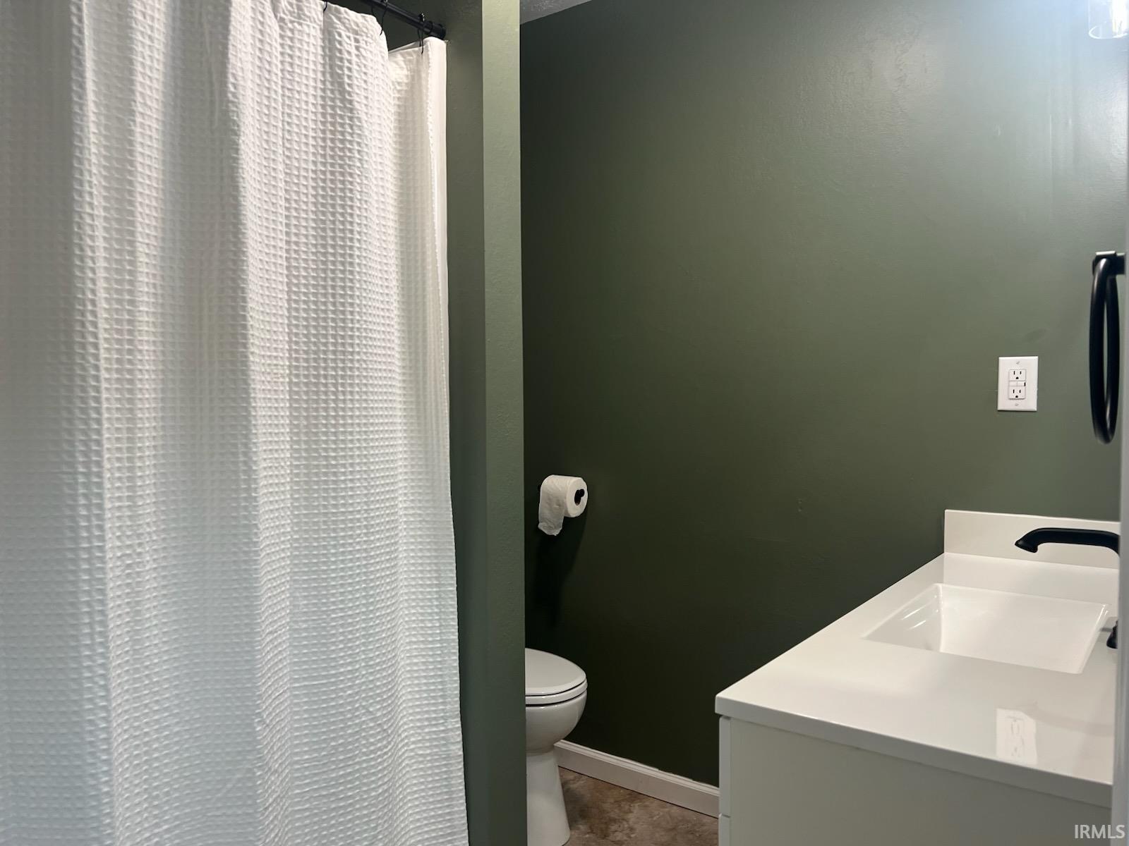 302 West Maple Street Washington, IN 47501 - Photo 24 of 30