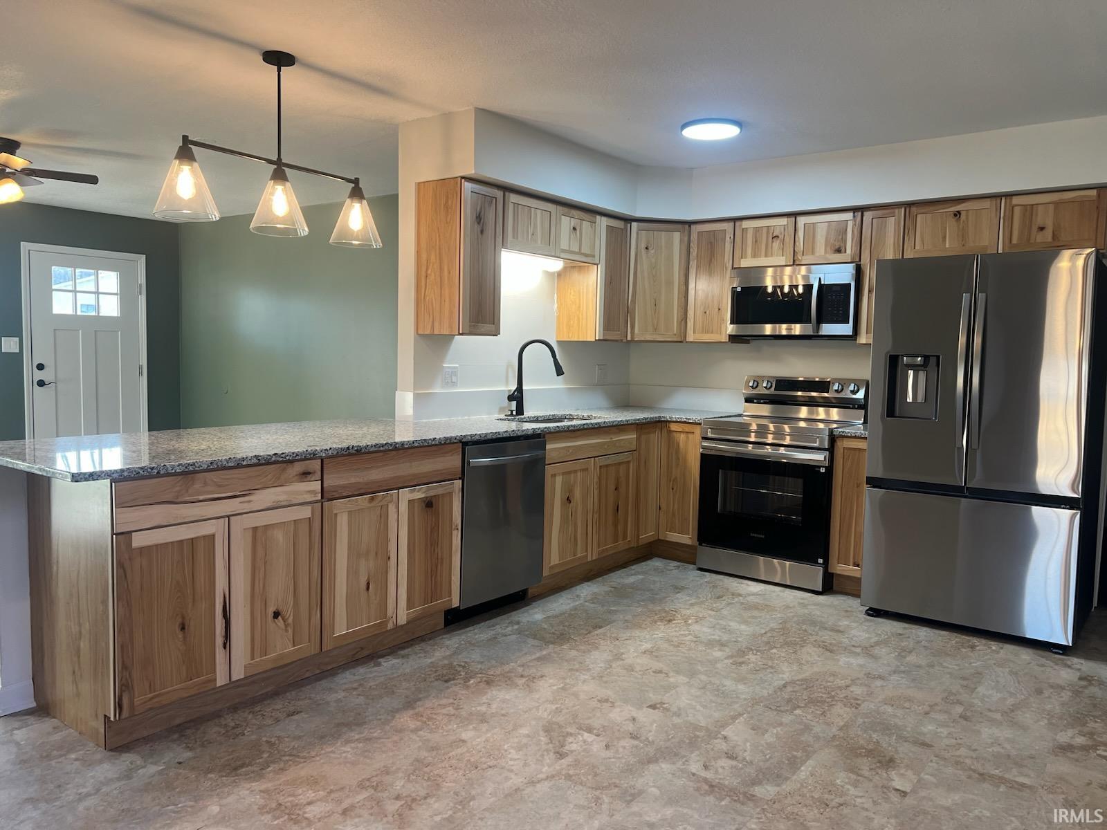 302 West Maple Street Washington, IN 47501 - Photo 7 of 30