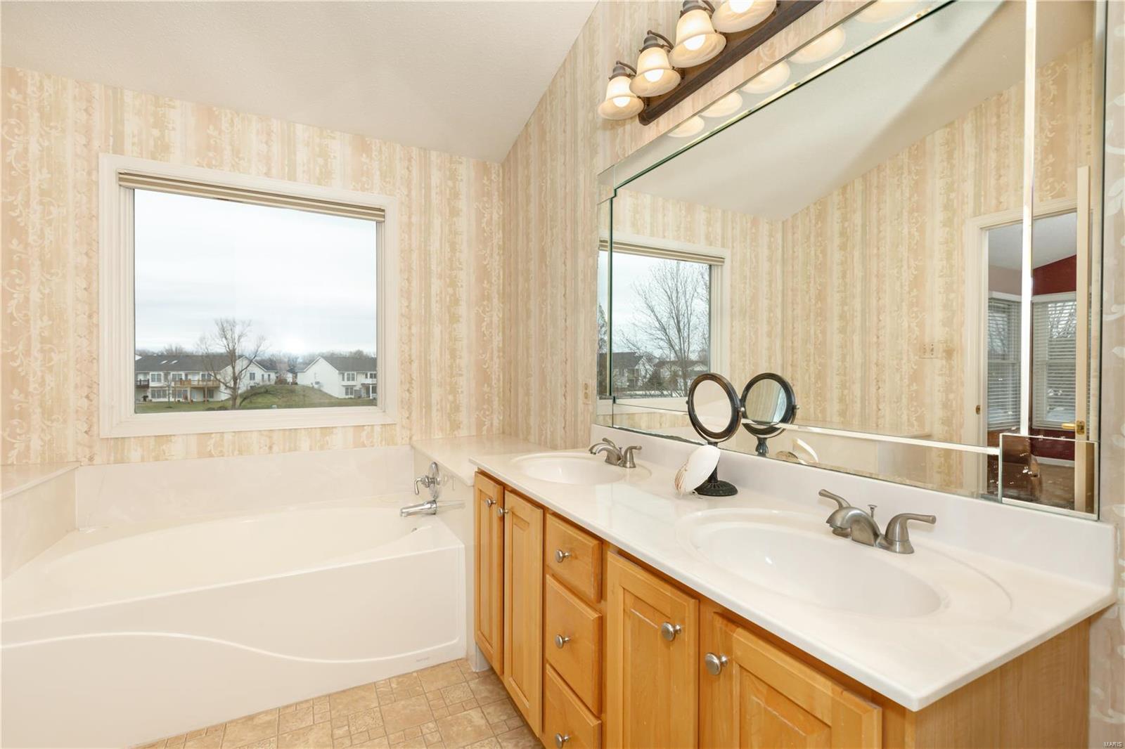 22 Dunleith Court O'Fallon, MO 63366 - Photo 14 of 40