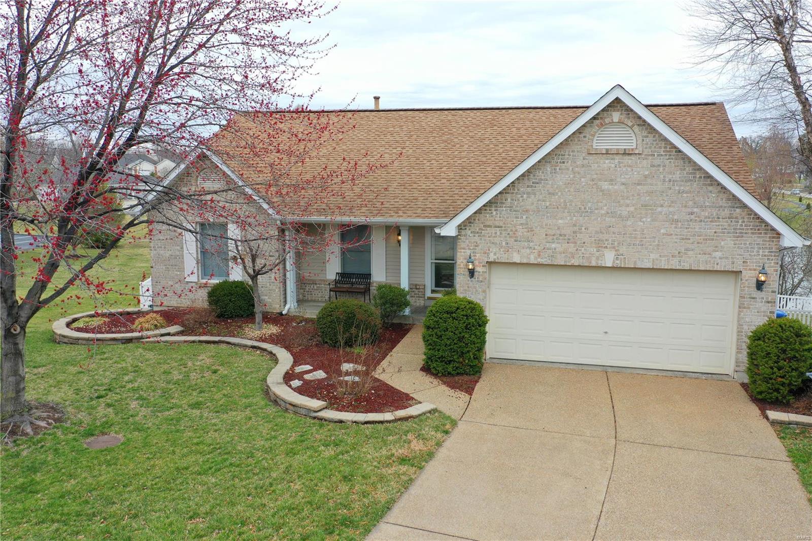 22 Dunleith Court O'Fallon, MO 63366 - Photo 2 of 40