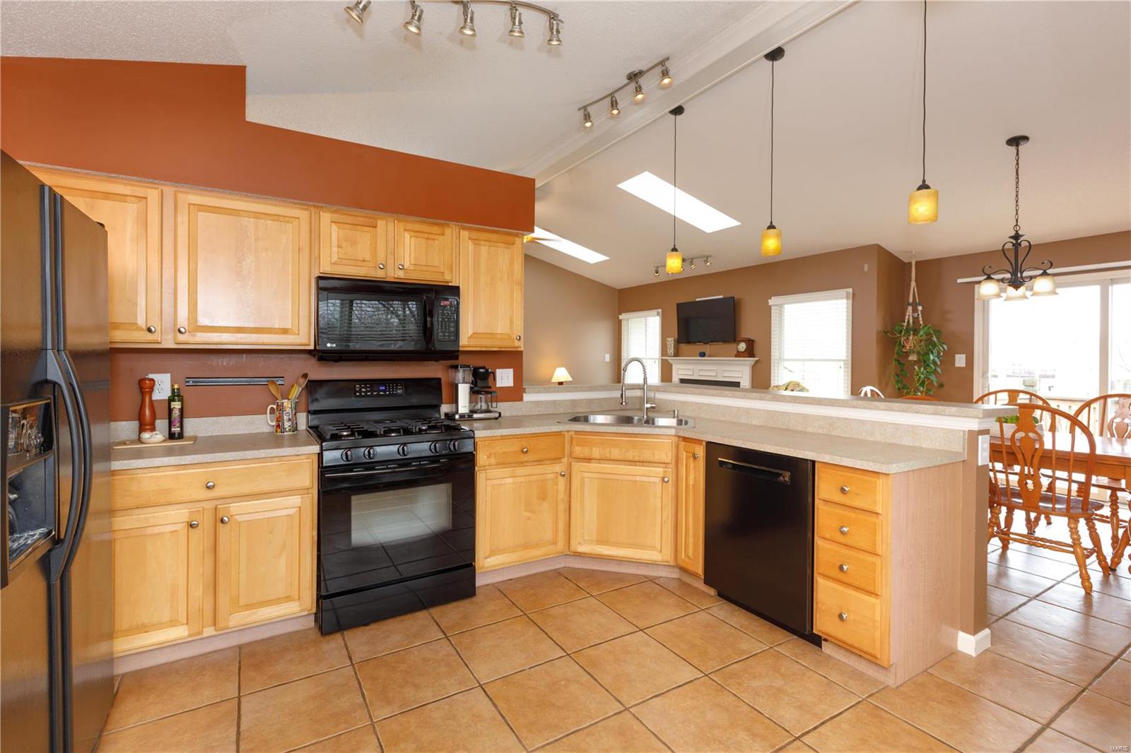 22 Dunleith Court O'Fallon, MO 63366 - Photo 7 of 40