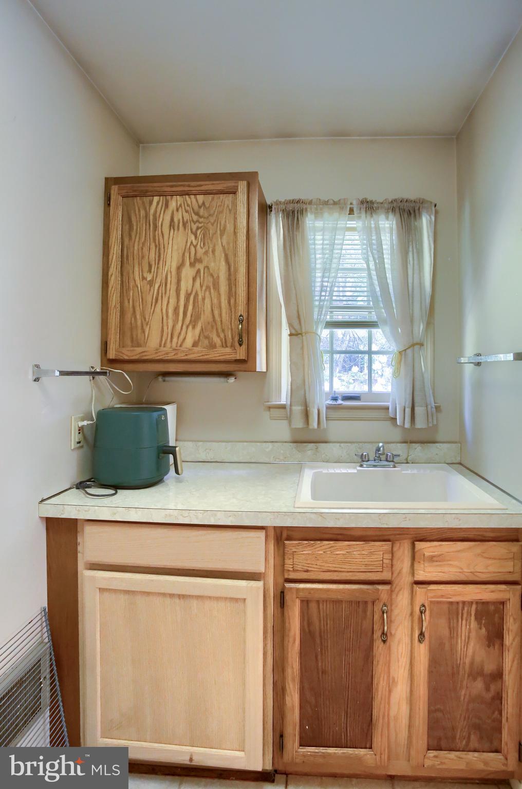 1604 Kent Road Camp Hill, PA 17011 - Photo 20 of 48