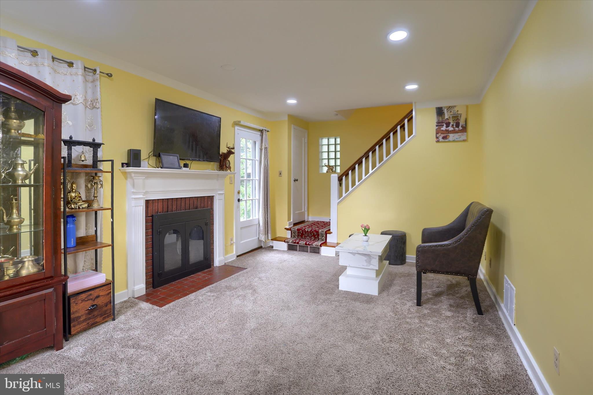 1604 Kent Road Camp Hill, PA 17011 - Photo 4 of 48