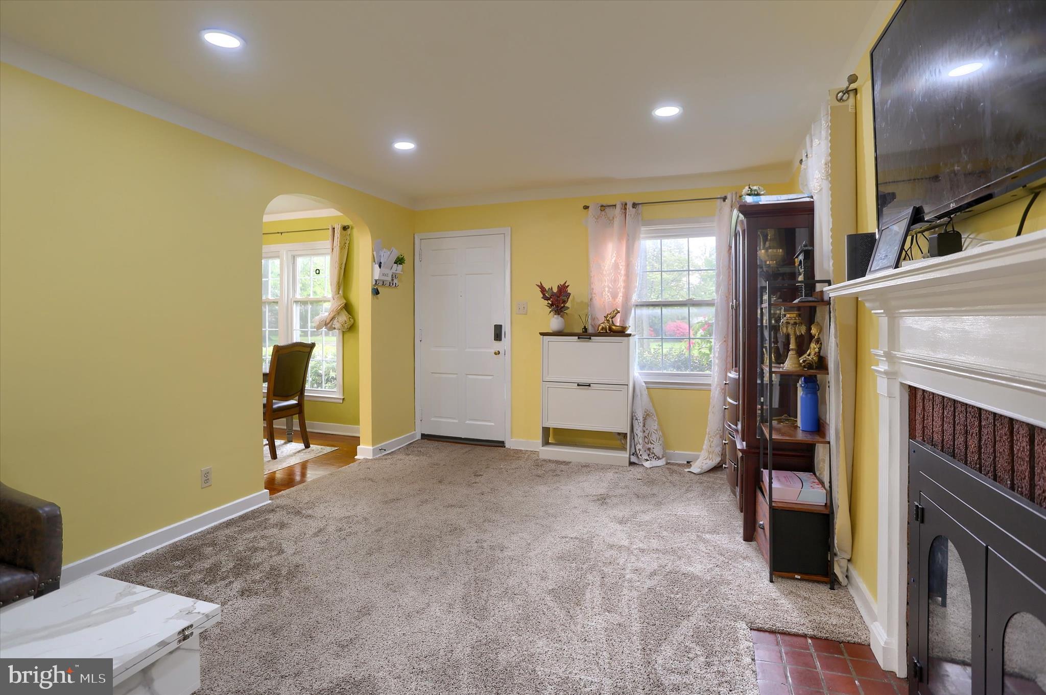 1604 Kent Road Camp Hill, PA 17011 - Photo 6 of 48