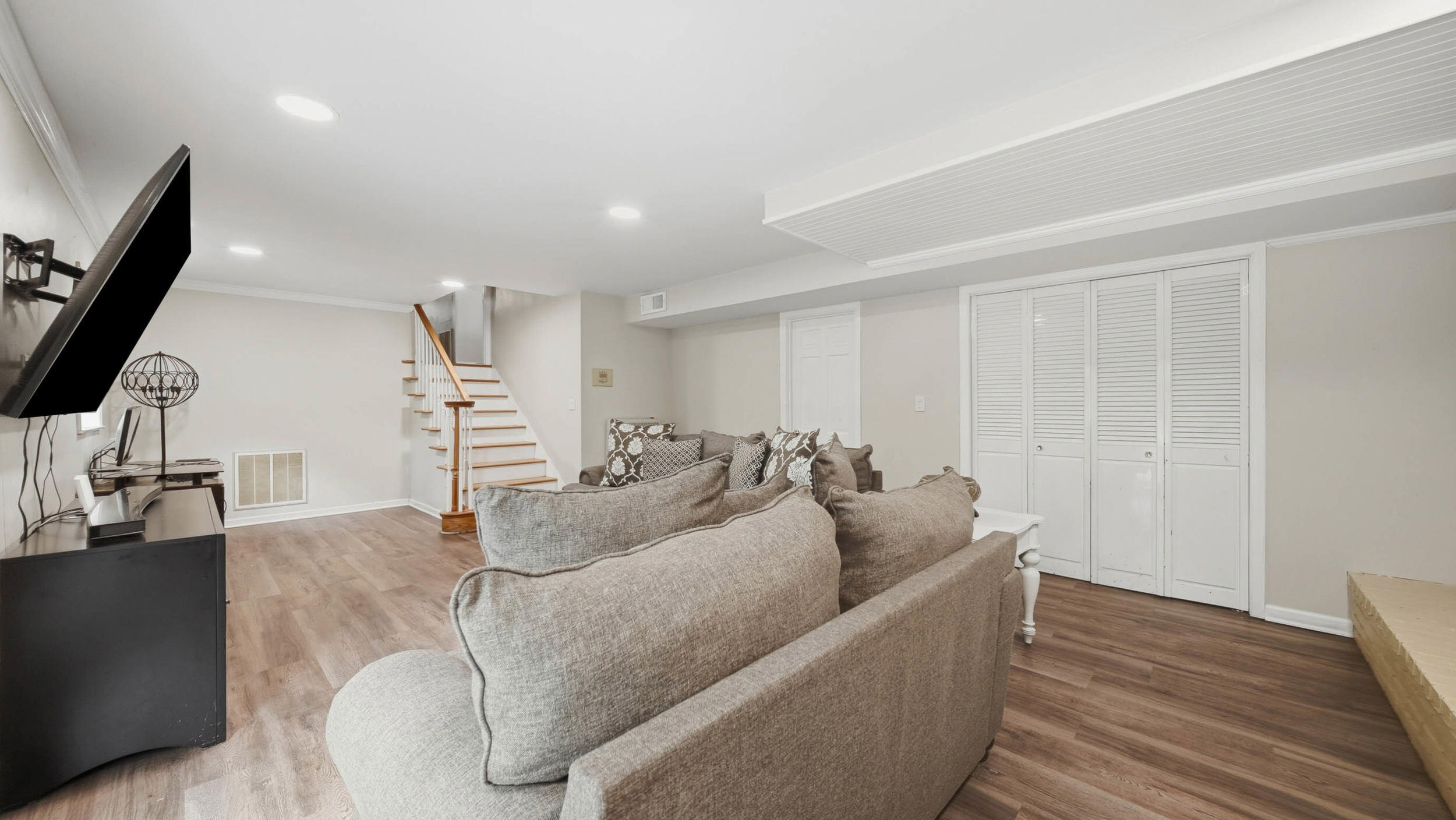 205 Masters Road Hixson, TN 37343 - Photo 27 of 40 Flexible Multi-Generational Living Space