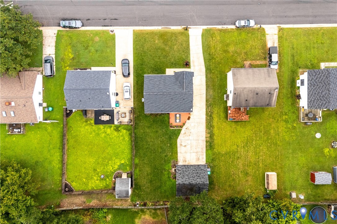 6356 Springcrest Lane Henrico, VA 23231 - Photo 38 of 43 an aerial view of a house with a garden