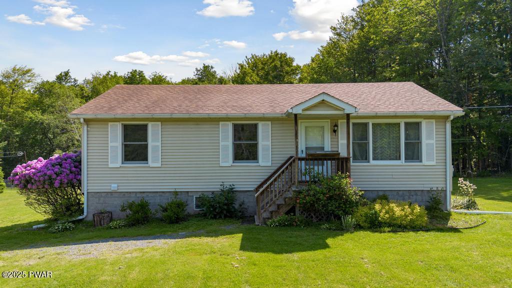 348 Racht Road Honesdale, PA 18431 - Photo 3 of 29
