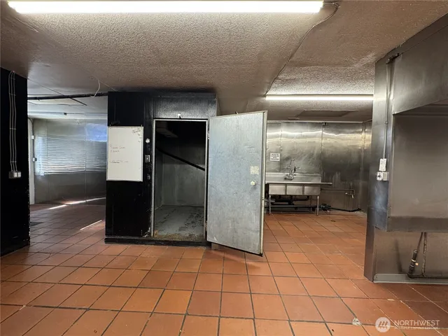 $5,000 | 1620 Southwest Roxbury Street, Seattle, WA 98106