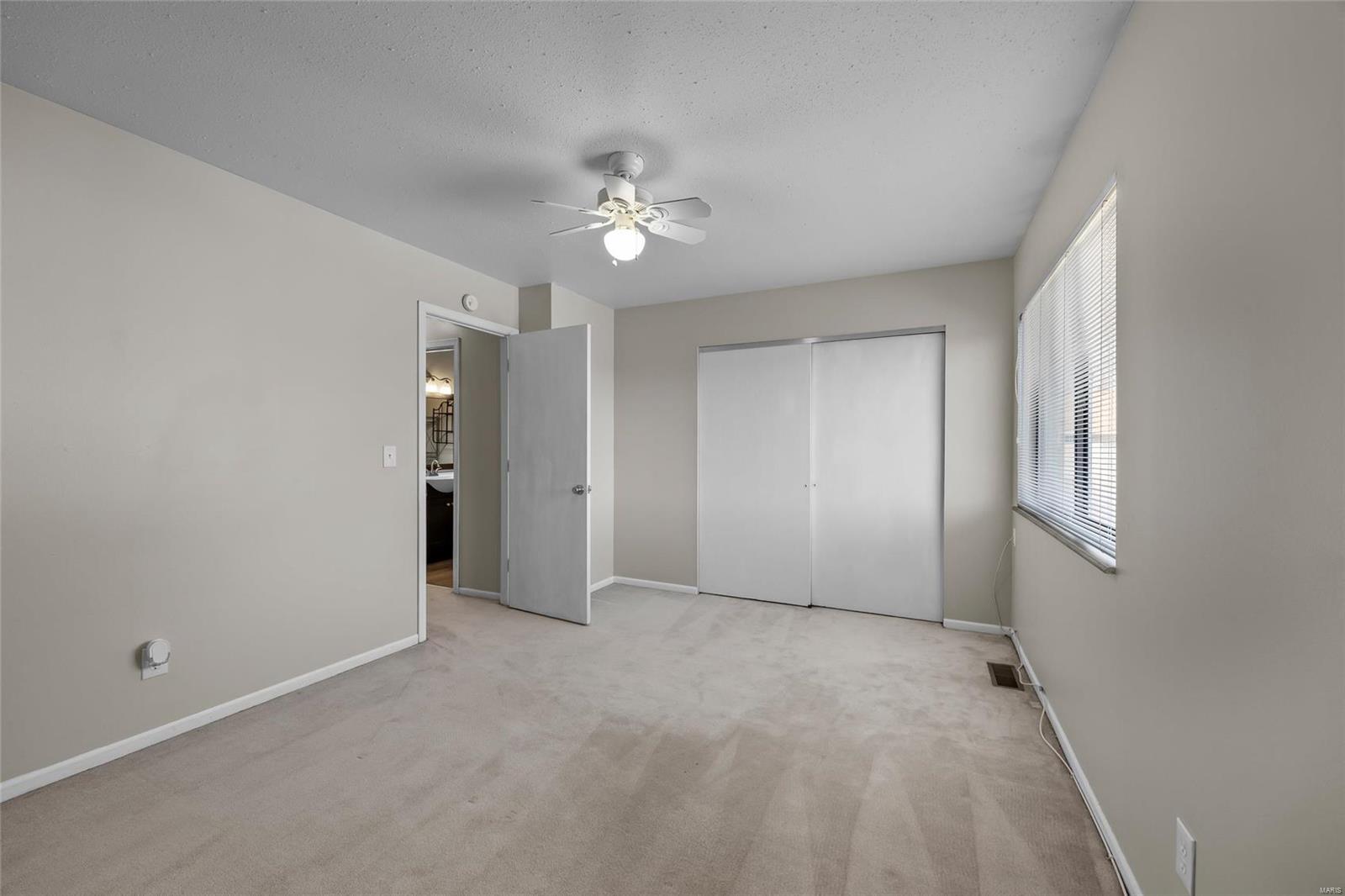 879 Portsdown Road Ballwin, MO 63011 - Photo 22 of 39