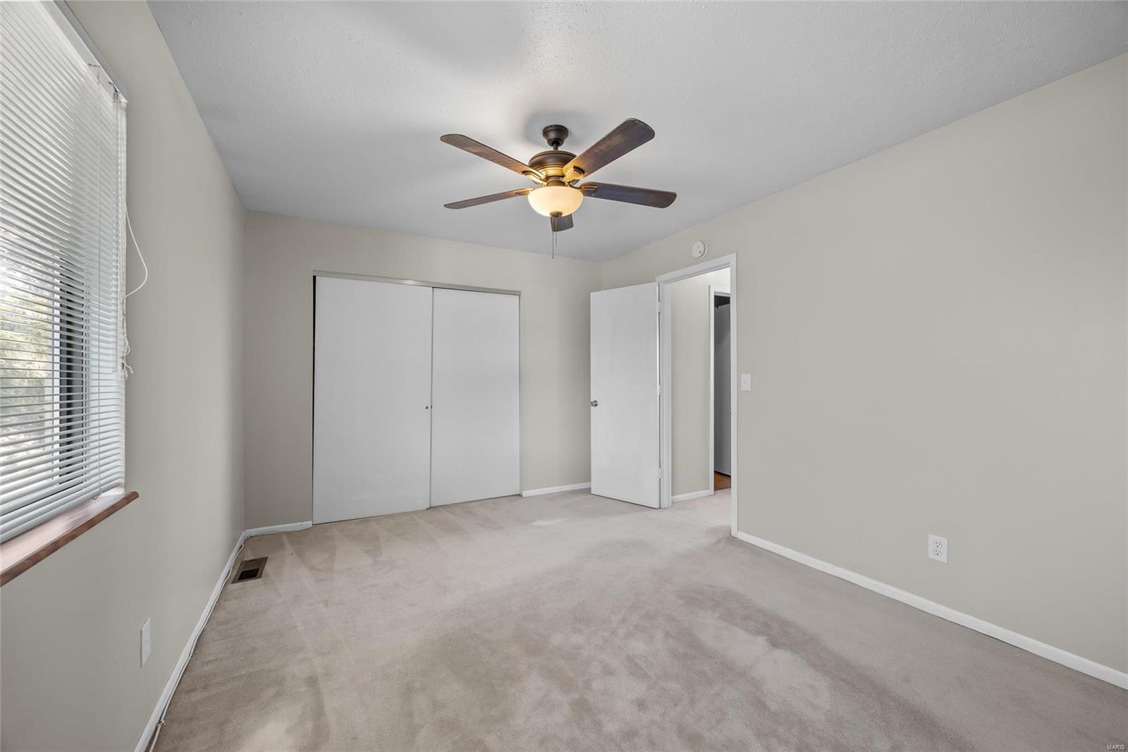 879 Portsdown Road Ballwin, MO 63011 - Photo 24 of 39