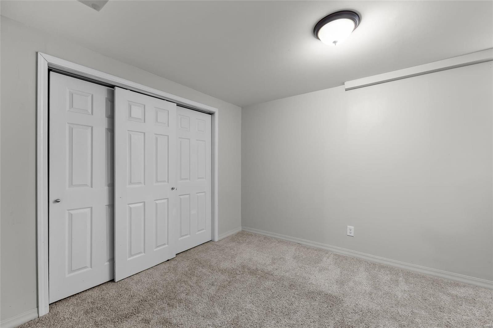 879 Portsdown Road Ballwin, MO 63011 - Photo 26 of 39