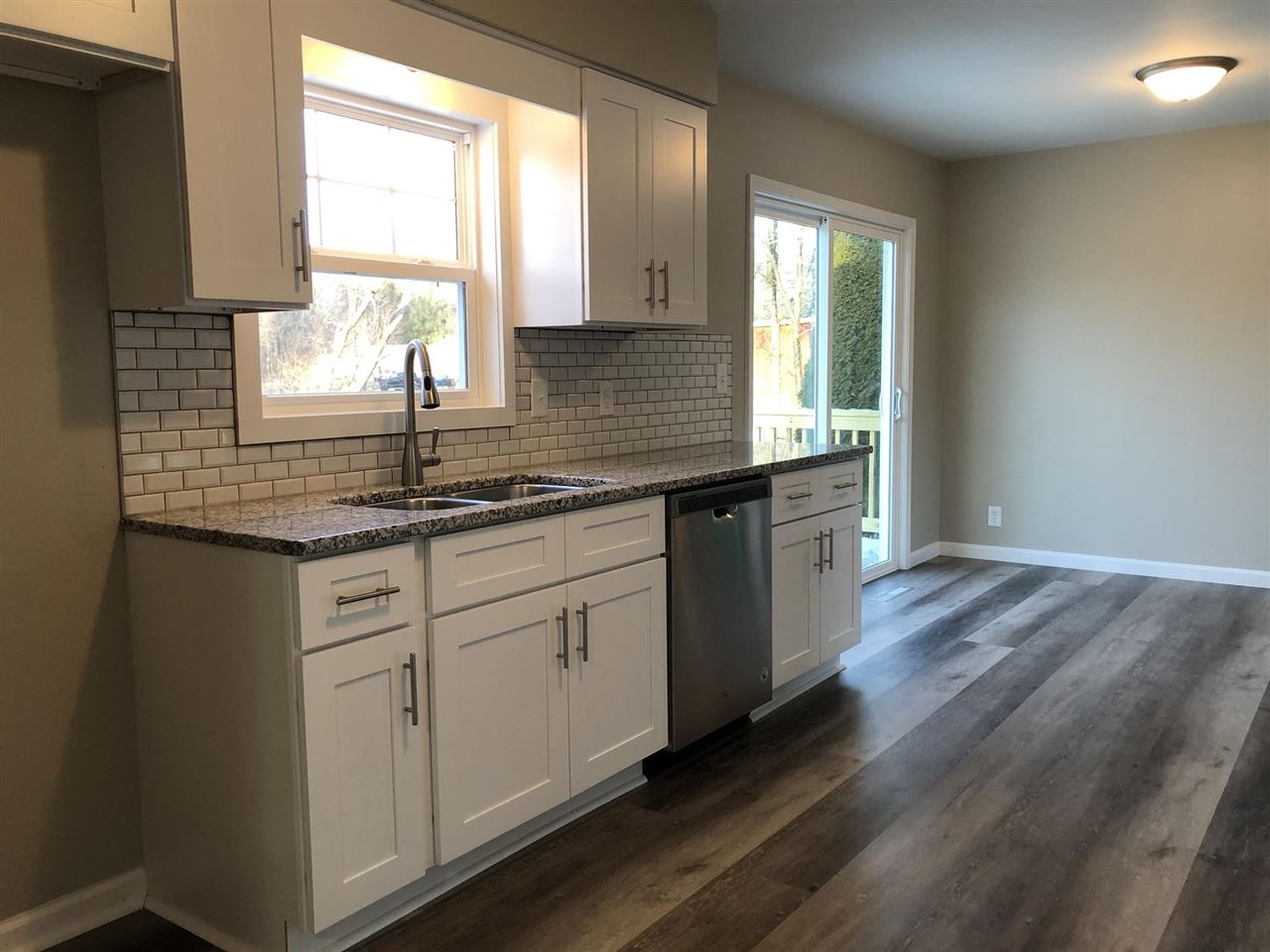 9412 West Stanley Road Flushing, MI 48433 - Photo 12 of 40 50066831-11.JPG