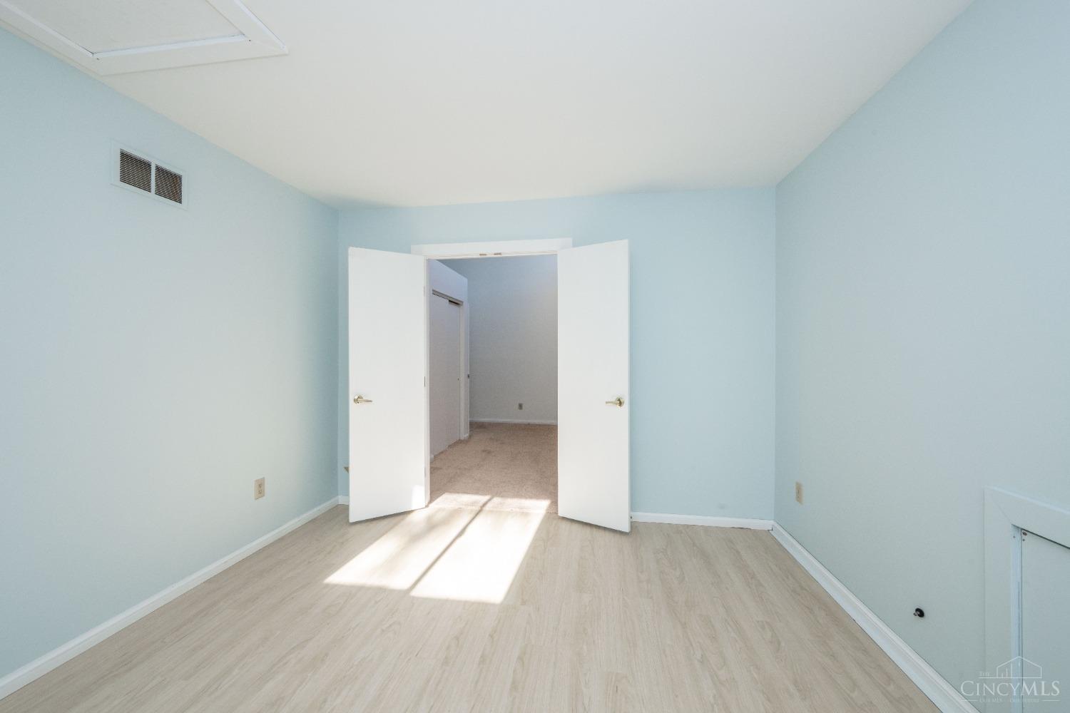 6185 Daleview Road Cincinnati, OH 45247 - Photo 37 of 50
