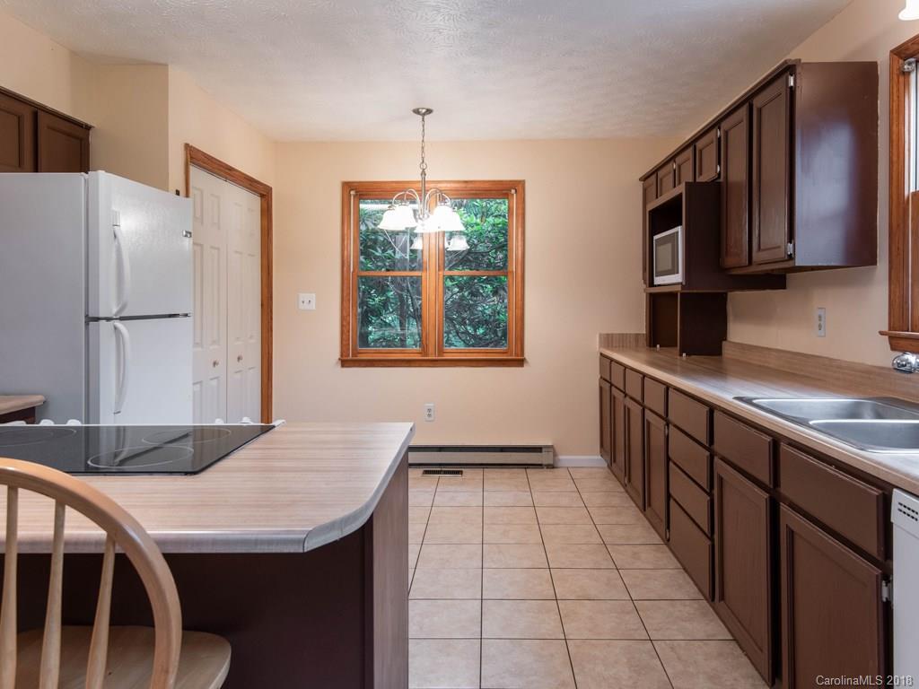 356 Watson Road Arden, NC 28704 - Photo 8 of 36 Gallery Image 8