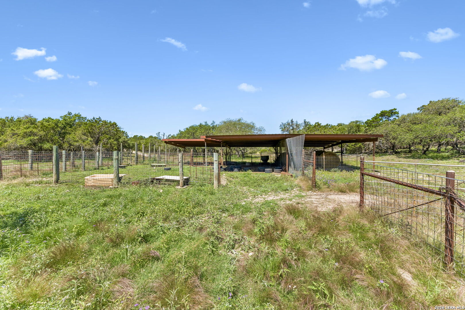 888 Wofford Road London, TX 76854 - Photo 10 of 31
