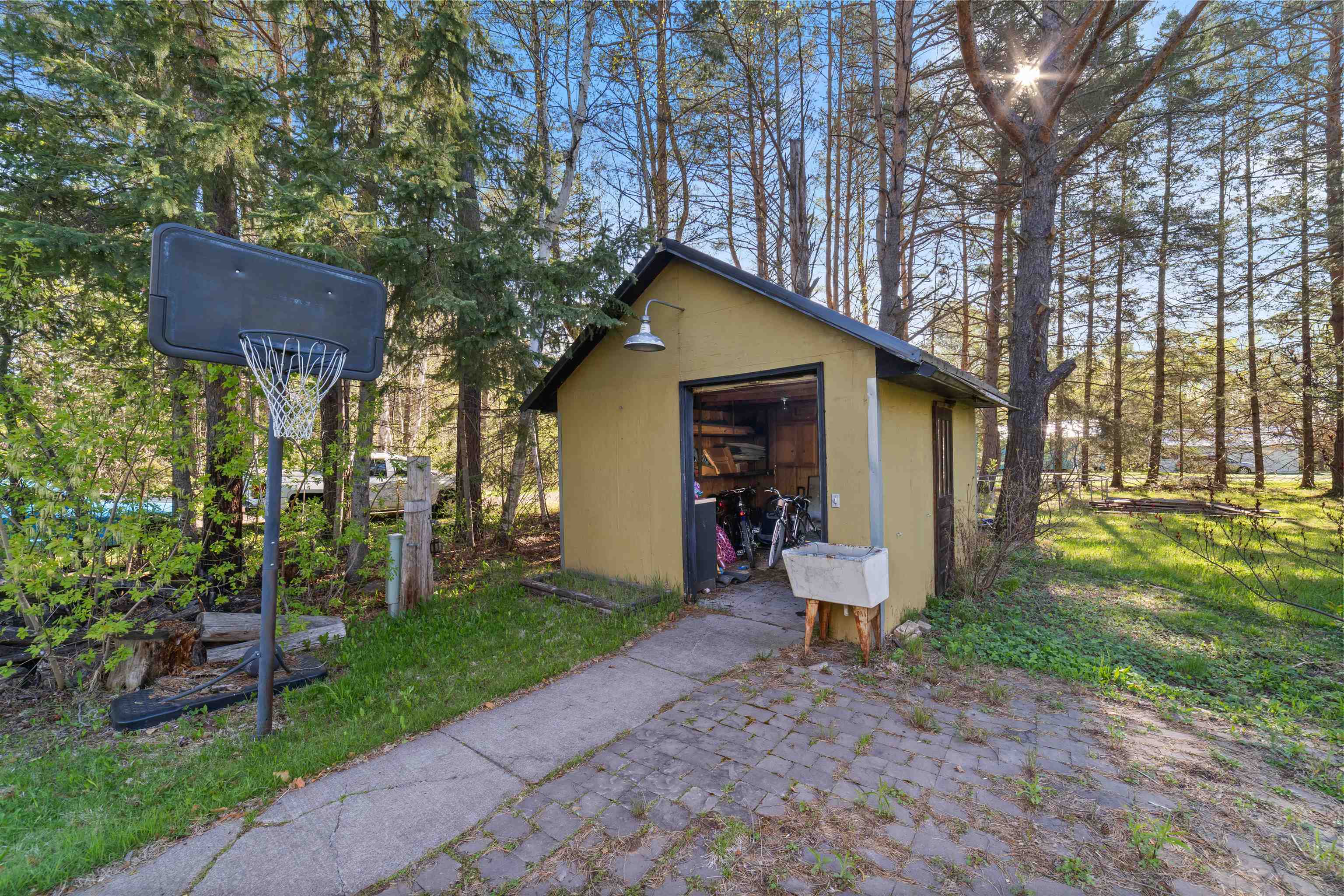 3910 Koenig Road Superior, WI 54880 - Photo 33 of 35