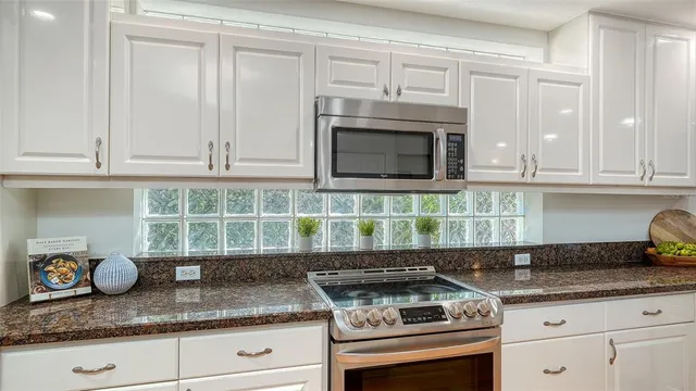 $1,875,000 | 1934 Datura Street, Sarasota, FL 34239