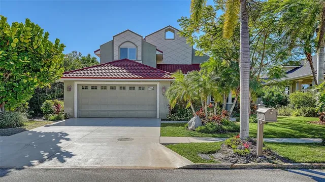 $1,875,000 | 1934 Datura Street, Sarasota, FL 34239