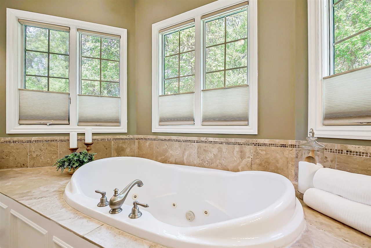 9222 Northpointe Ridge Brighton, MI 48114 - Photo 35 of 99