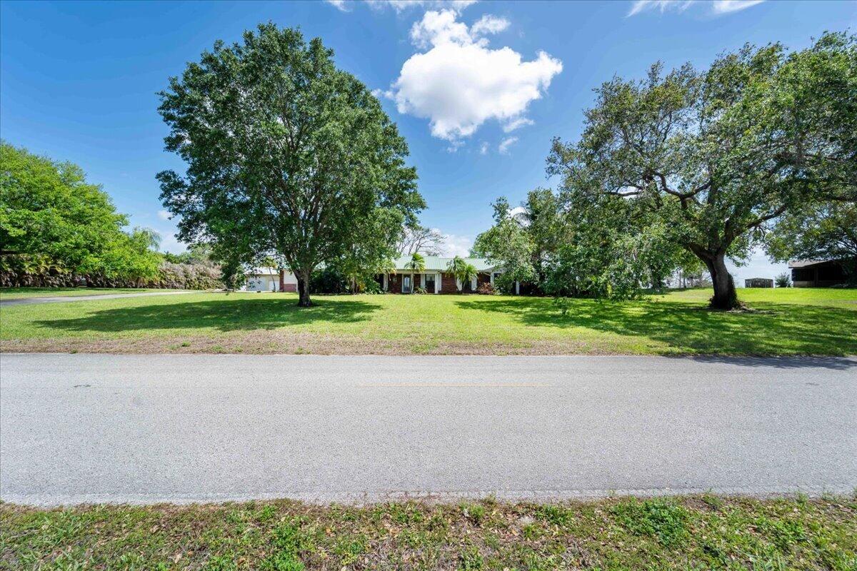 2531 River Road Moore Haven, FL 33471 - Photo 4 of 110 002-2531 River Rd Moore Haven Fl (2)