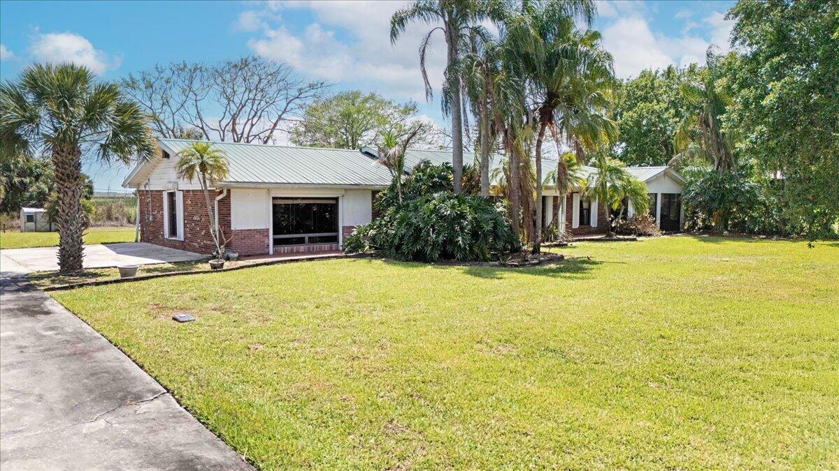 2531 River Road Moore Haven, FL 33471 - Photo 5 of 110 004-2531 River Rd Moore Haven Fl (4)