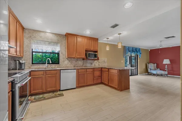 $595,000 | 2531 River Road, Moore Haven, FL 33471