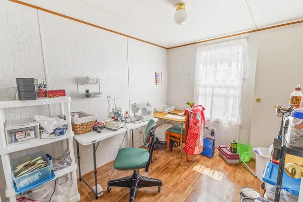 $99,900 | 1401 North Midland Boulevard, Unit 9, Nampa, ID 83651