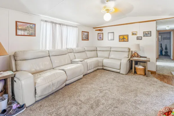 $99,900 | 1401 North Midland Boulevard, Unit 9, Nampa, ID 83651