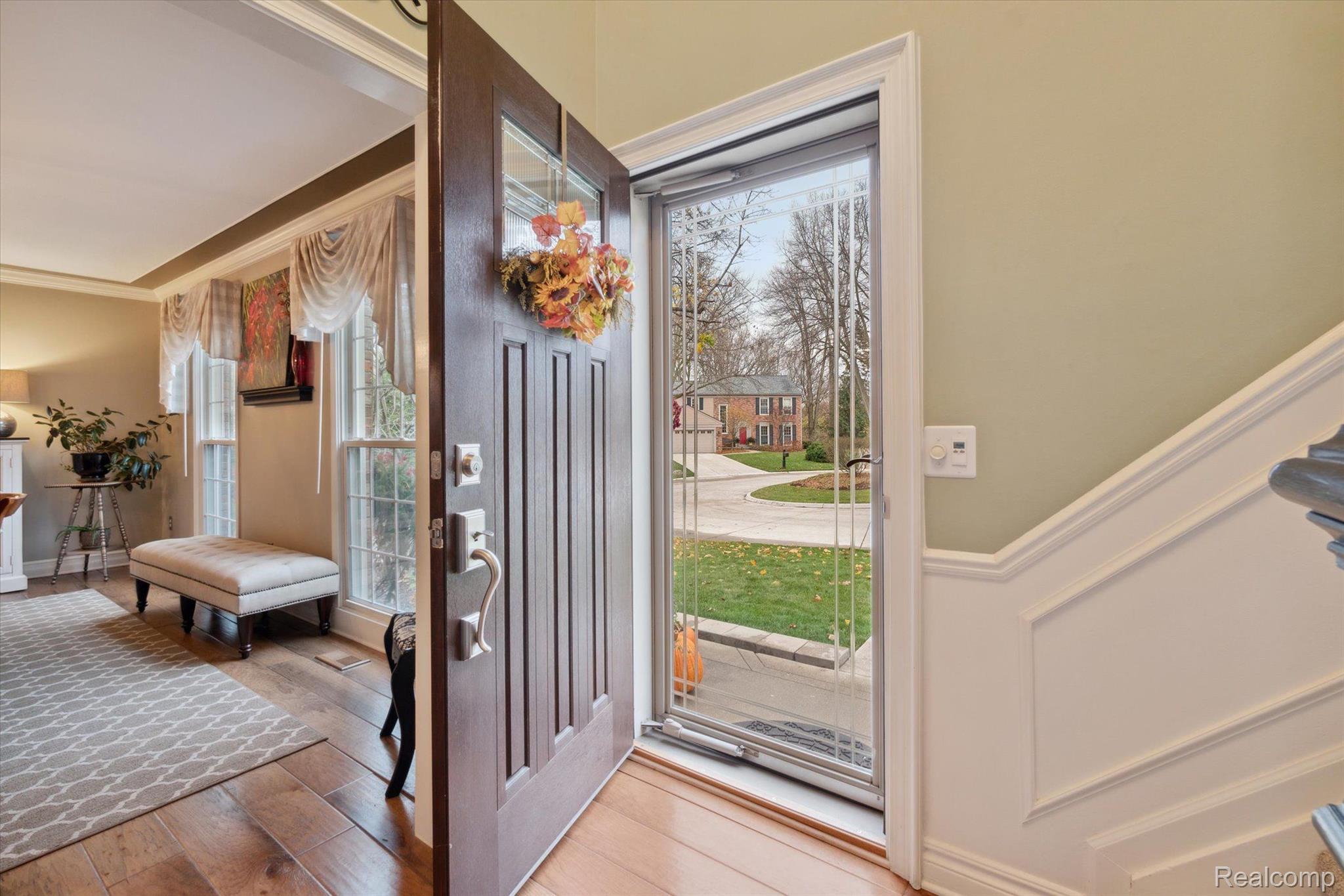 836 Ravine Terrace Drive Rochester, MI 48307 - Photo 9 of 69 Gallery Image 9