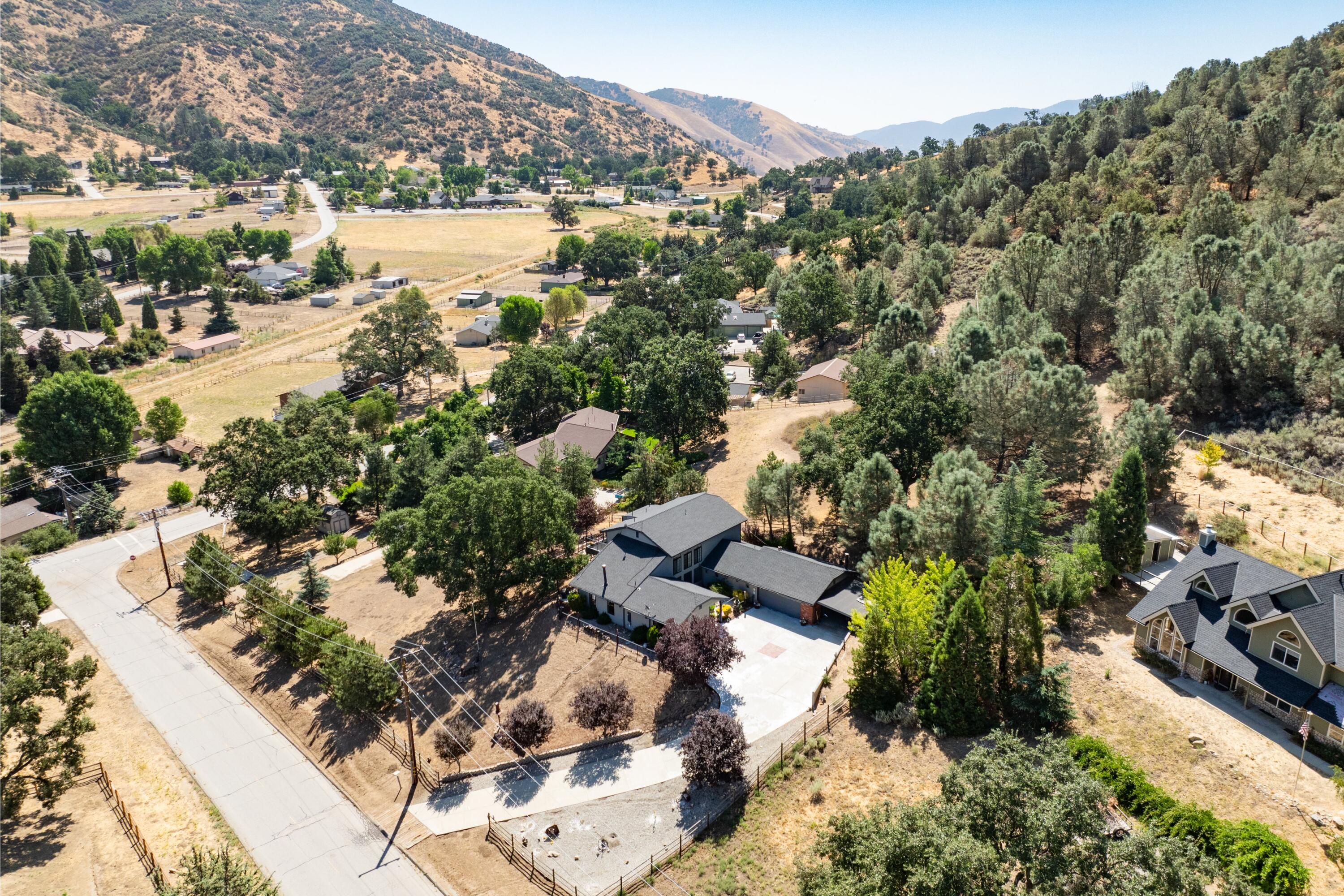 26460 Brian Place Tehachapi, CA 93561 - Photo 43 of 50 a view of a lake with mountains