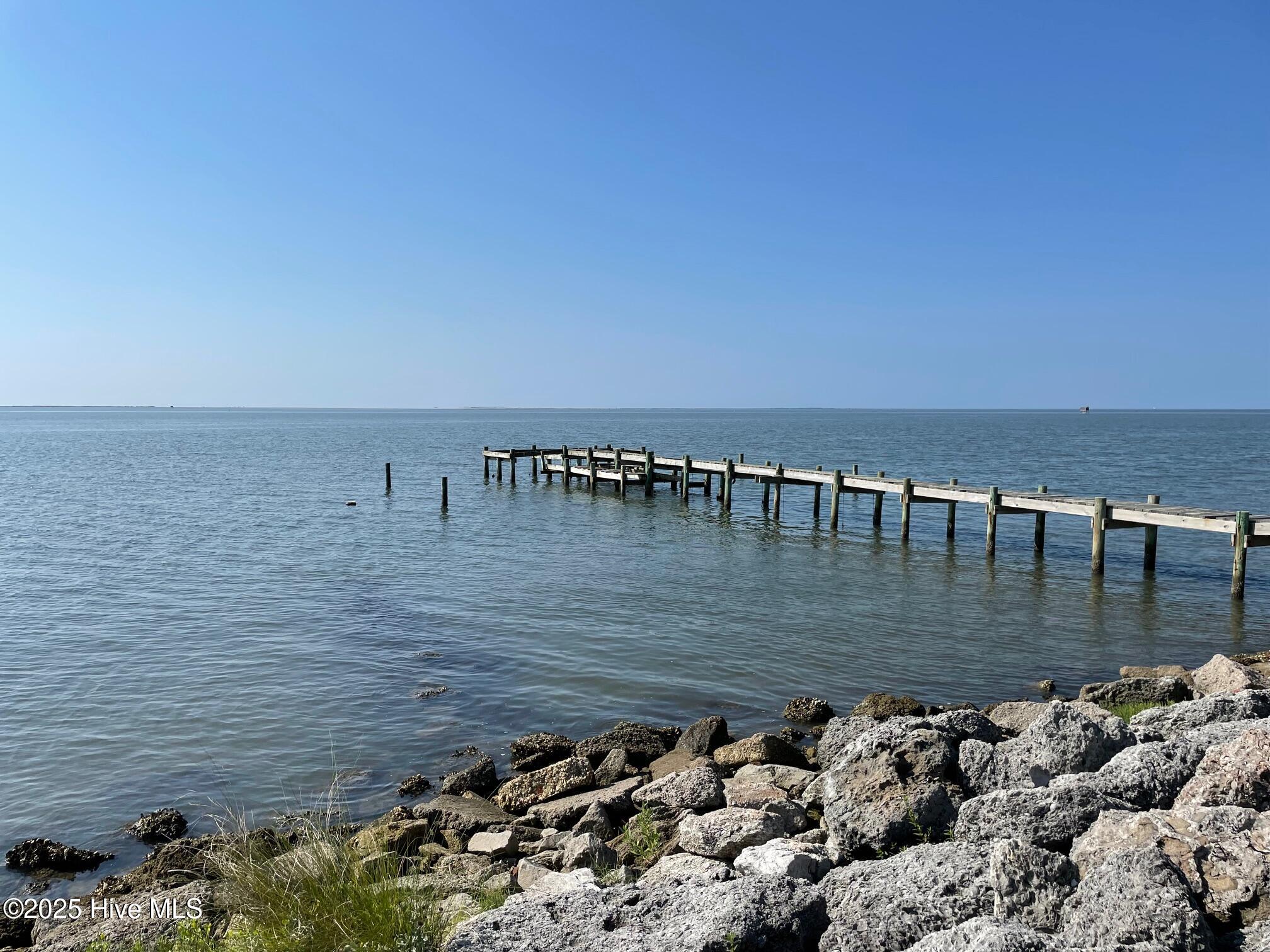 620 Seashore Drive Atlantic, NC 28511 - Photo 9 of 33 620 Seashore Dr