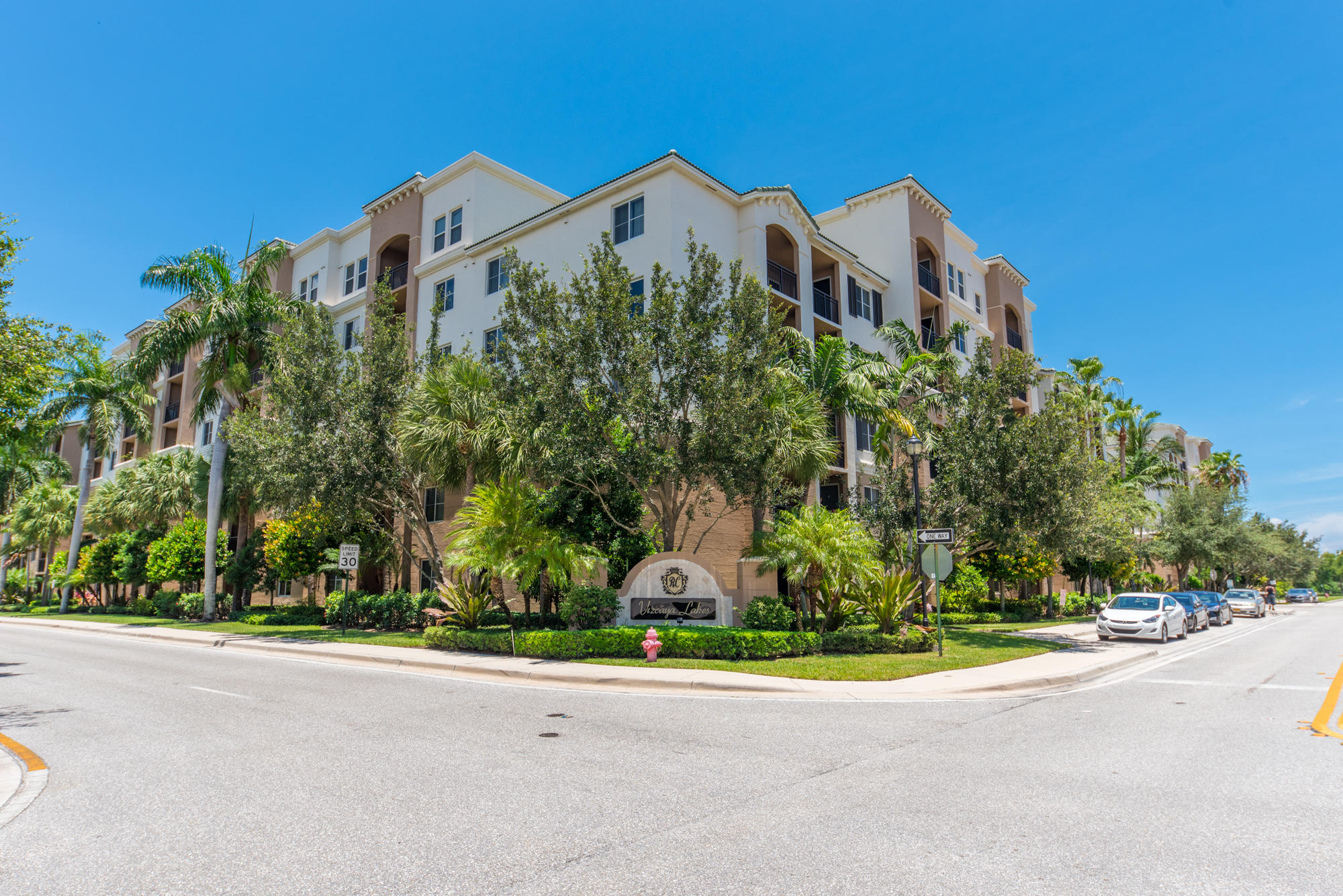 1660 Renaissance Commons Boulevard, Unit 2118 Boynton Beach, FL 33426 - Photo 18 of 19 EMP-2