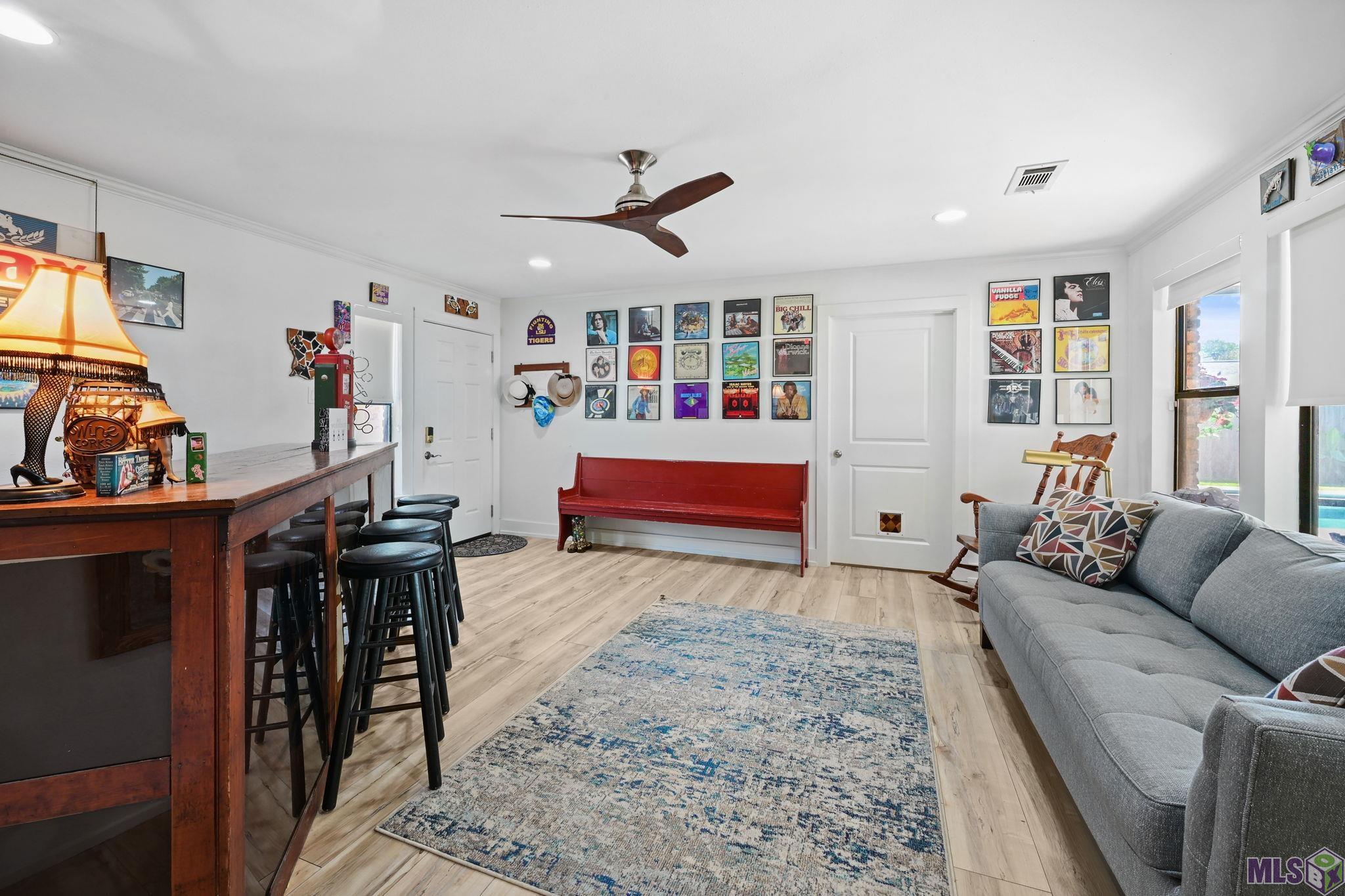 9979 Hackberry Drive Baton Rouge, LA 70809 - Photo 12 of 27 Sunroom