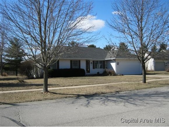 4300 Fort Donelson Drive Springfield, IL 62711 - Photo 1 of 16 Gallery Image 1
