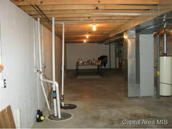 4300 Fort Donelson Drive Springfield, IL 62711 - Photo 16 of 16 Gallery Image 16
