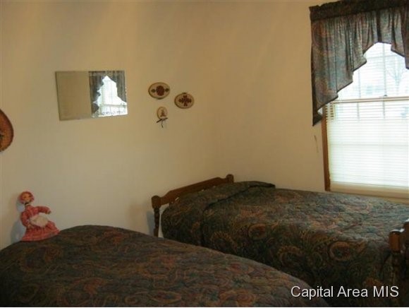 4300 Fort Donelson Drive Springfield, IL 62711 - Photo 10 of 16 Gallery Image 10
