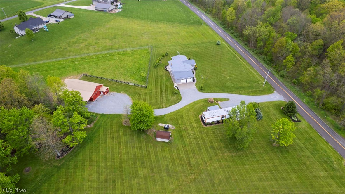 8582 Dundee Wilmot Road Northwest Dundee, OH 44624 - Photo 41 of 49