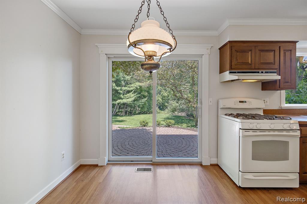 1300 East Fairview Lane Rochester Hills, MI 48306 - Photo 39 of 64