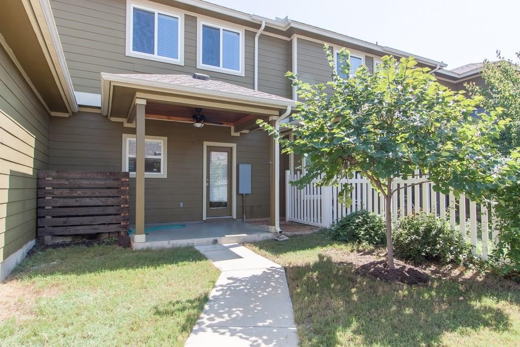 636 Lookout Tree Lane Round Rock, TX 78664 - Photo 19 of 23 a view of house with backyard and garden