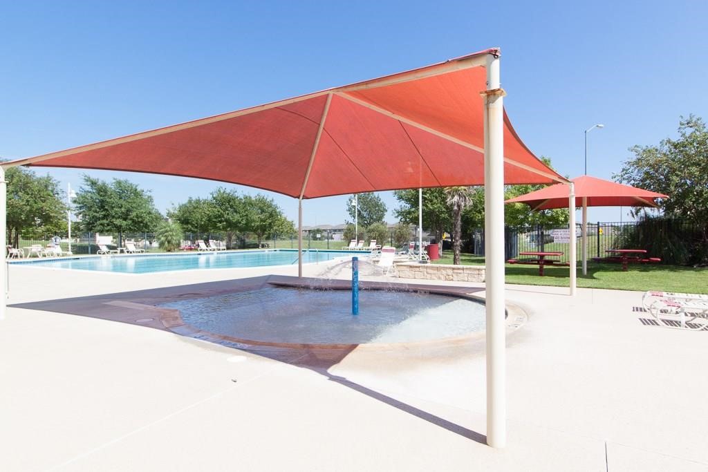 636 Lookout Tree Lane Round Rock, TX 78664 - Photo 20 of 23 a view of a park with porch