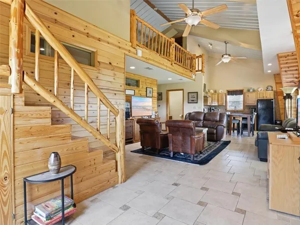 $1,575,000 | 21756 Flippin Road, Warsaw, MO 65355